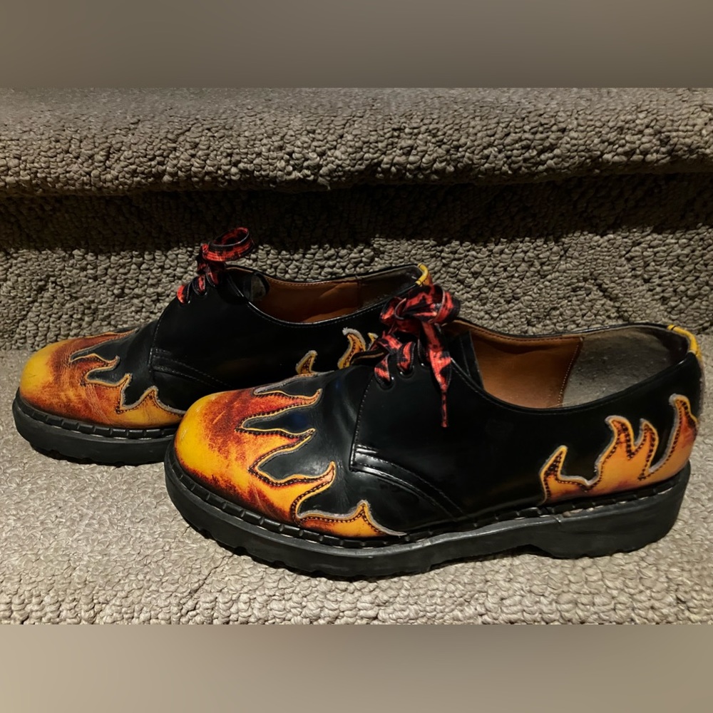 Tread Air flames shoes